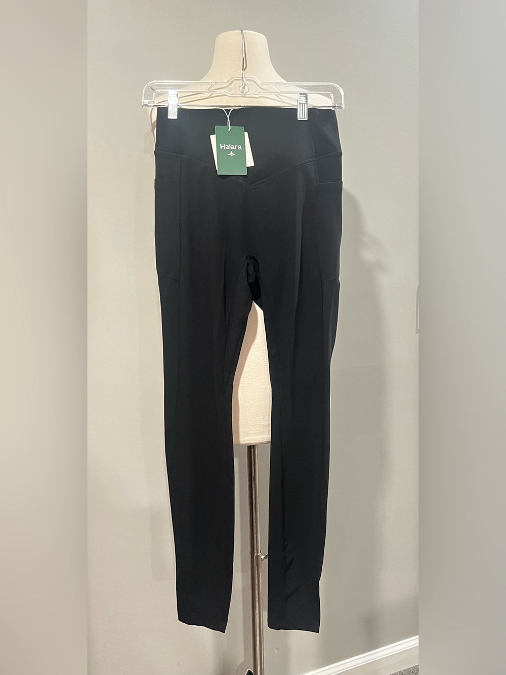HALARA Black High-Waist Leggings